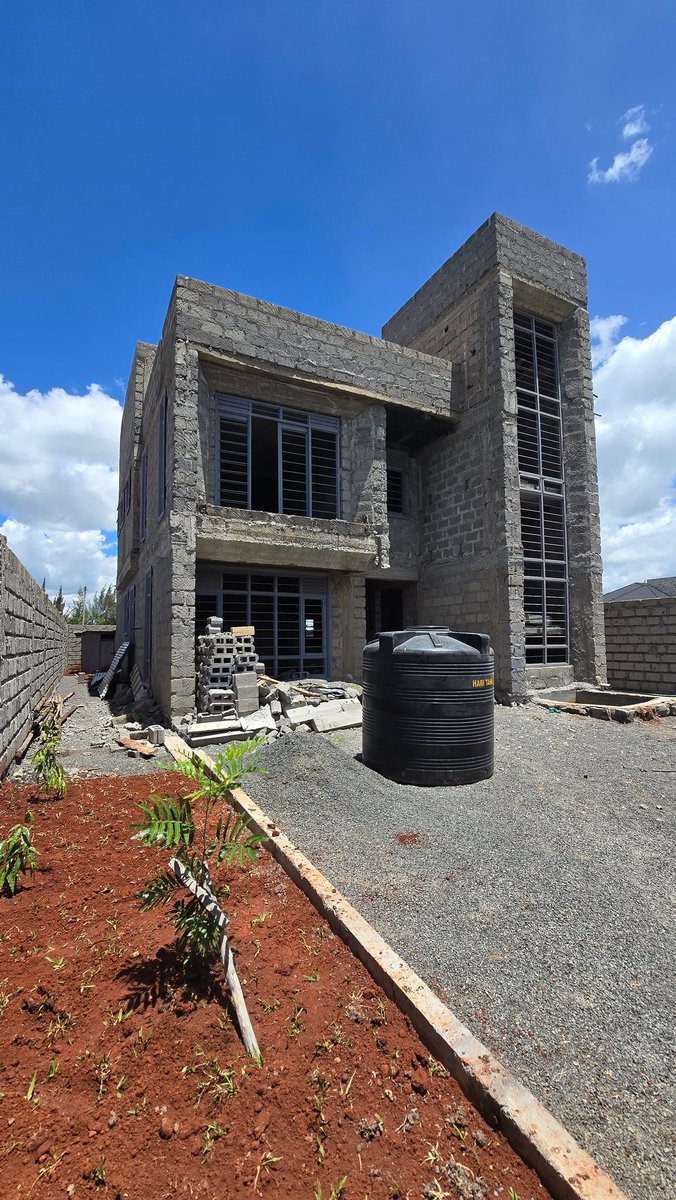 HouseDesigns tweet media