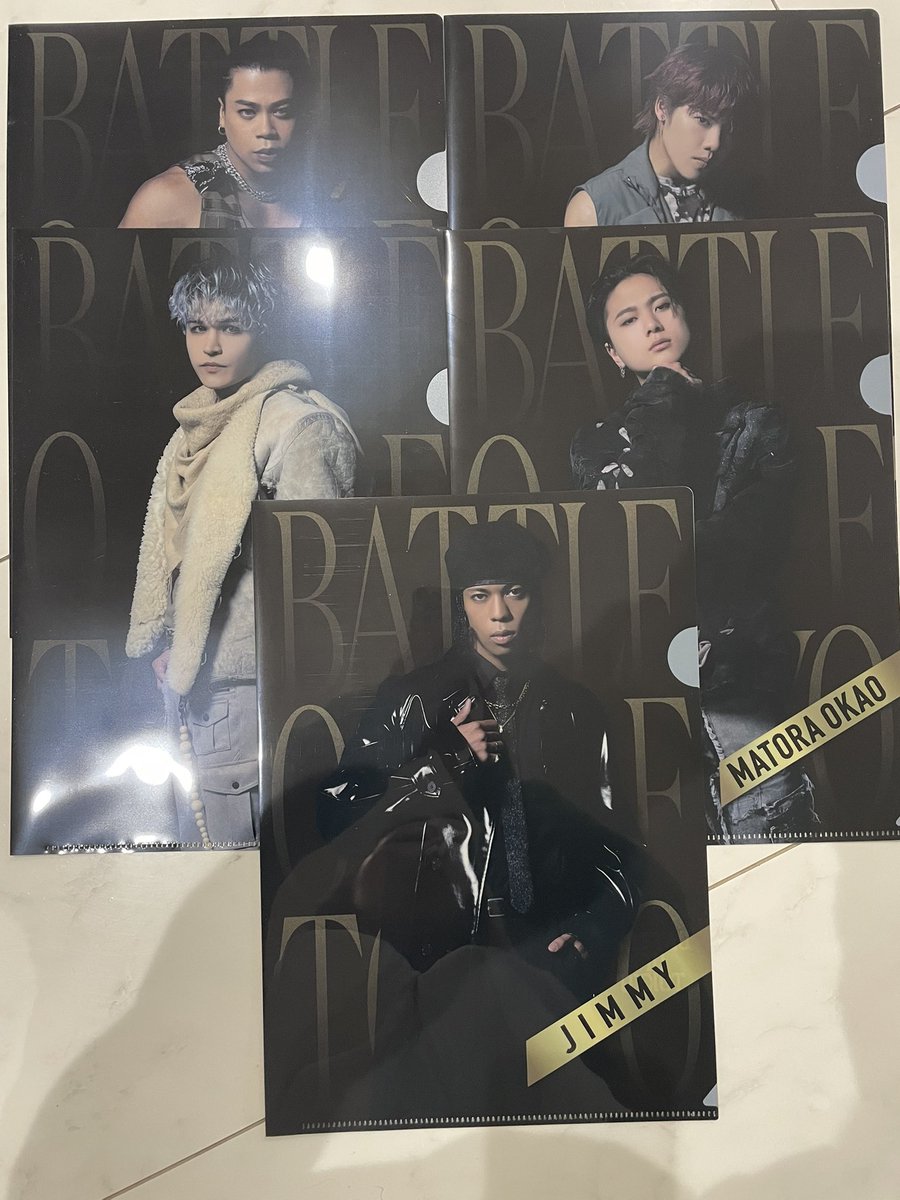 あきな tweet media