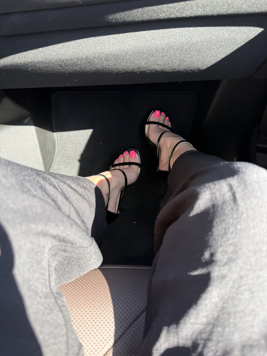 missheels07 tweet media