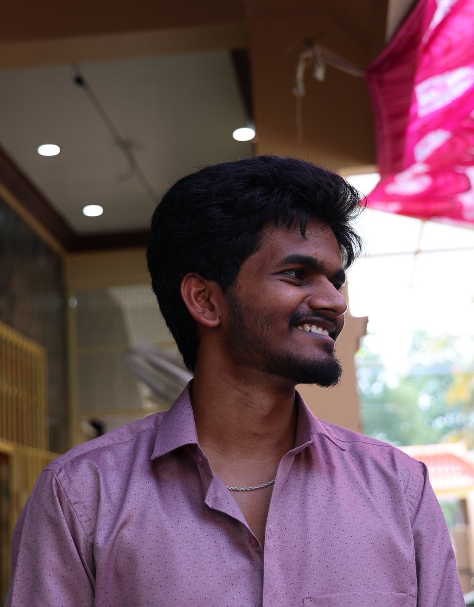 𝗦𝗮𝘁𝗼𝗿𝘂 𝗯𝗲𝗶𝗻𝗴 𝘂𝗻𝗵𝗶𝗻𝗴𝗲𝗱 tweet media