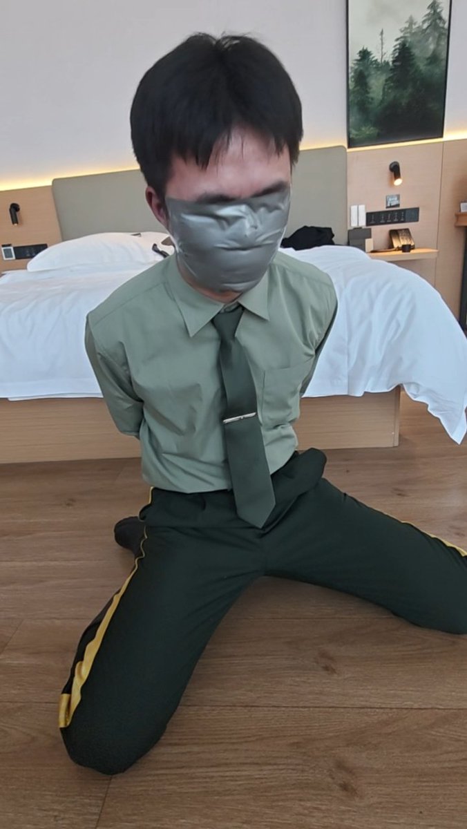 泳帽窒 tweet media