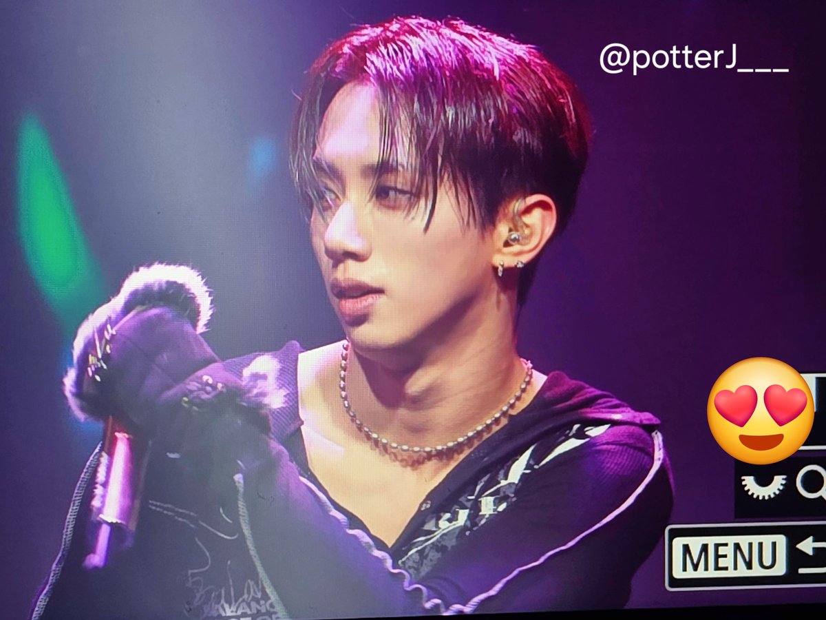 𝑃𝑜𝑡𝑡𝑒𝑟 tweet media