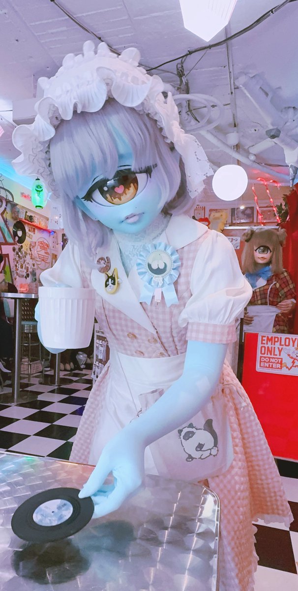 いなり tweet media