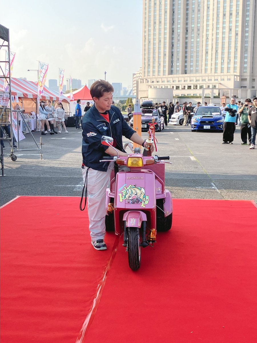 痛車天国 tweet media