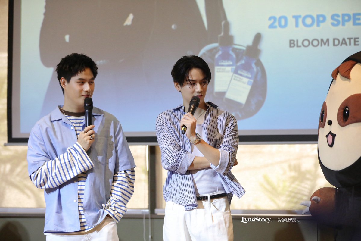 ૮ เก้อเก้อ ა tweet media