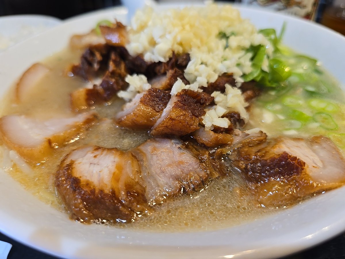 新マン tweet media