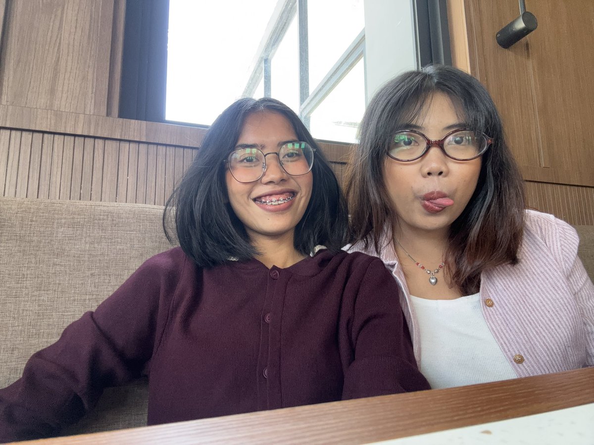 meru kapowski ⛰️🍉 tweet media