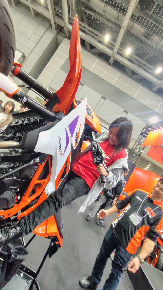 squint69's tweet photo. #KTMJ
#我々はオレンジ
きちゅーい😆 https://t.co/aRmSn0EYz5