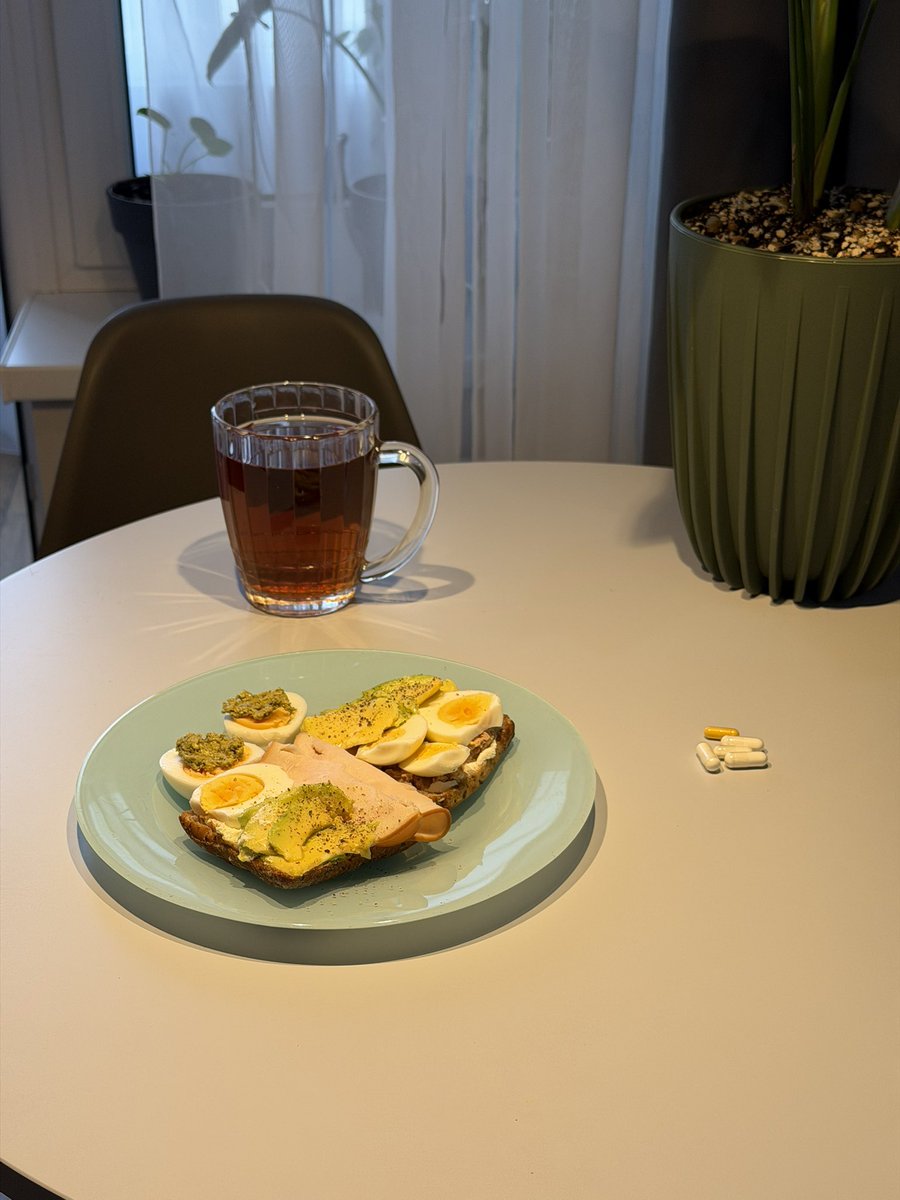 Джон🦦 tweet media