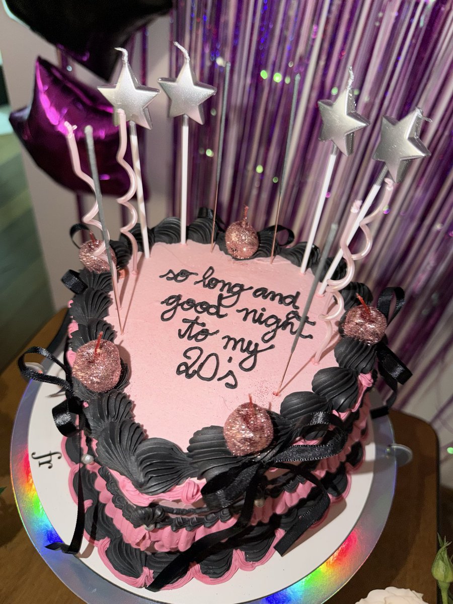 Brenda “confia em mim” iero tweet media