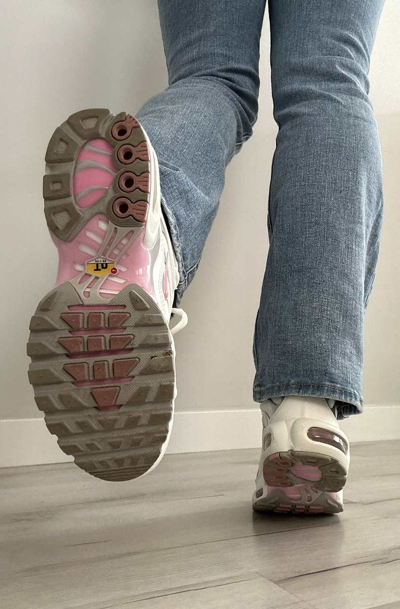 ✨ 𝑌𝑜𝑢𝑛𝑔 & 𝐺𝑜𝑟𝑔𝑒𝑜𝑢𝑠 ✨ tweet media