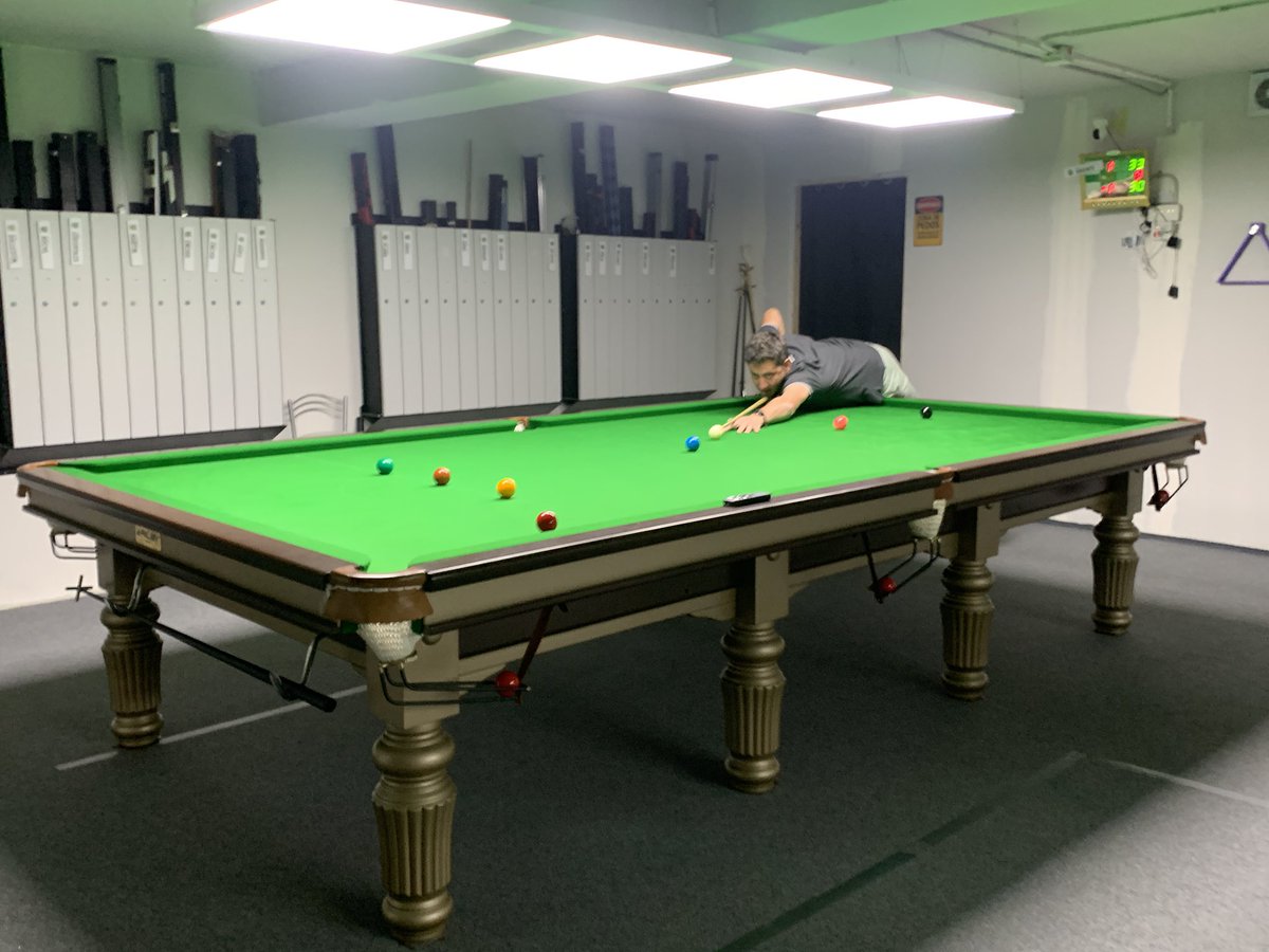Club de Snooker Free Ball tweet media