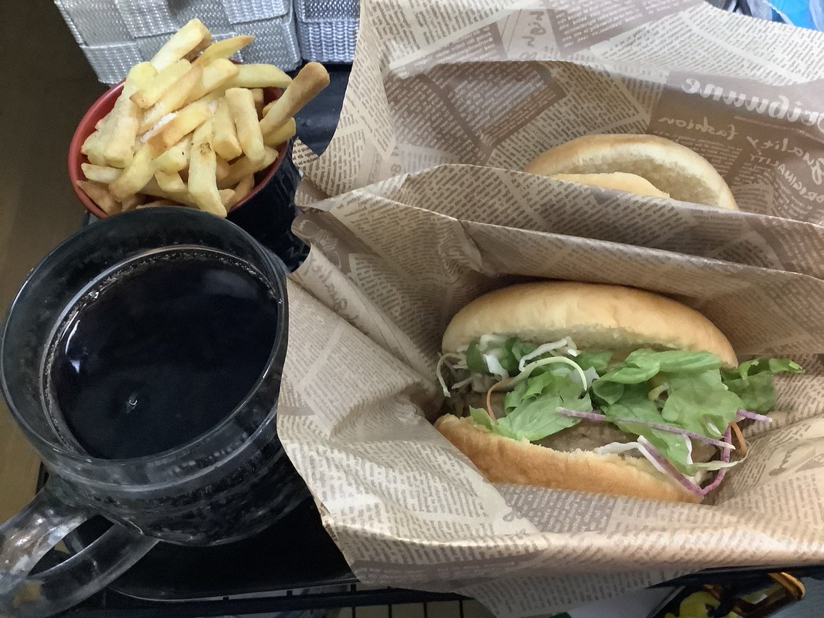 mosfox 2 tweet media