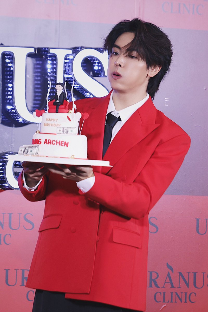 𝓹𝓲𝓴𝓪𝓳𝓮𝓻𝓷🍀🤞🏻🍎☔️🍦🕯️💕🐶😎🤏🏻👻 tweet media