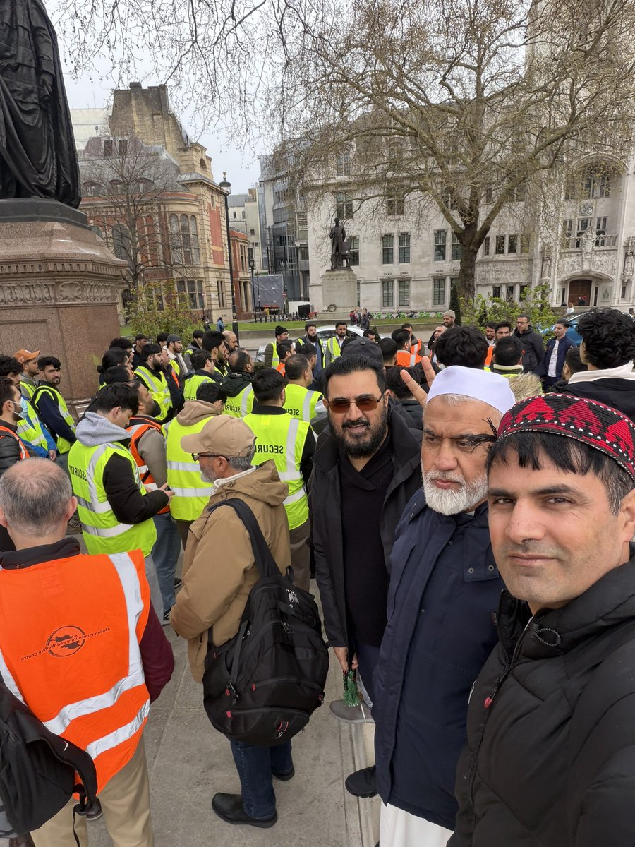 PTM_Birmingham's tweet image. د ظلم پر وړاندې په هر احتجاج کې پښتون ژغورنې غورځنګ تل په لومړي صف کې ولاړ وي
#ptm