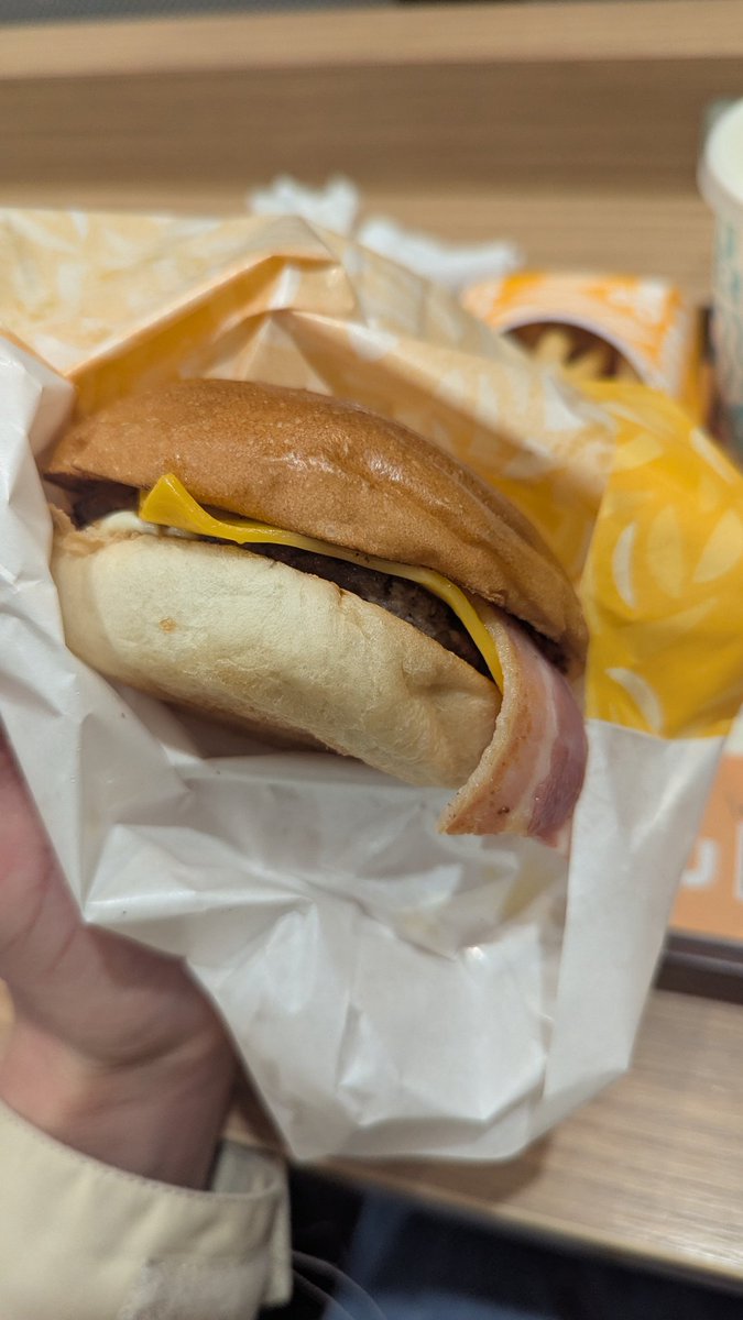 解体地このり tweet media