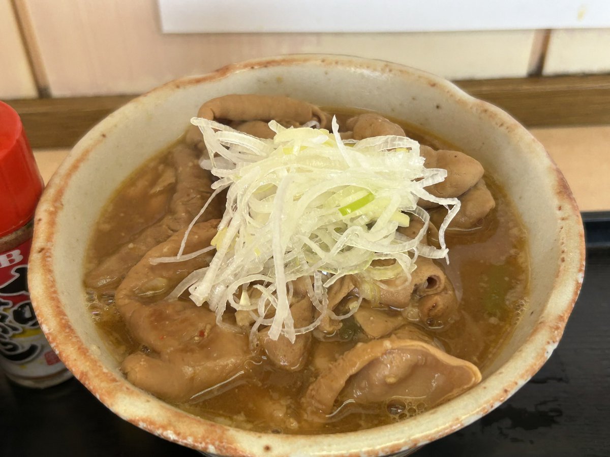 kame_junk's tweet photo. 2月13日13:30初訪問

もつ大盛定食　ご飯普通 950円

混雑避けでゆっくり来たら次の客でご飯終了でギリセーフ

もつは柔らかく味が染み込み超美味

夜はテイクアウトのもつ煮と道の駅みかもで購入した惣菜で晩酌

#栃木市藤岡町
#もつ煮専門店
#菜嘉村
#Twitter晩酌部
#ツイッター晩酌部
#X晩酌部 https://t.co/EuaeNrAsl2