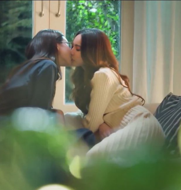 inanzill💞Call me คุณหนูแดง(แม่อาโป วาทินวนิช) tweet media