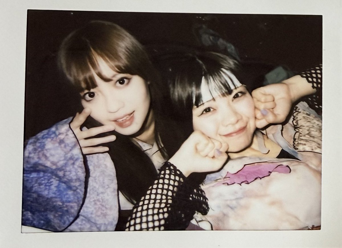 murarin0809's tweet photo. 2026.3.29 @ AICHI SKY EXPO
『RAD JAM-JAPAN EXPO- Supported by My-th』
本日のランチェキみんな
コラボはみんな華ちゃんとでした
#カイジューバイミー
#華希の手がグーチョキパー https://t.co/LETMVr2rSM