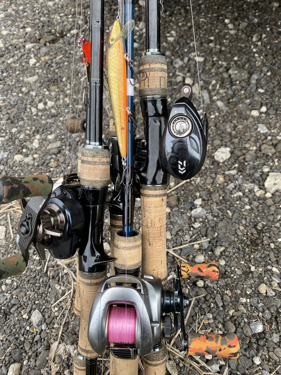 take_cUSK's tweet image. 今日釣れたタックル。
ロッド　エンゲージナイヴス510L/LMG
リール　09アルデバランmg7
アベイルスプール
ライン　GTRピンクセレクション16lb
ホントは20lb使いたかったけどなかったので仕方なく…
#GRASSROOTS
#エンゲージナイヴス510L/LMG