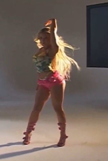 tyla base tweet media