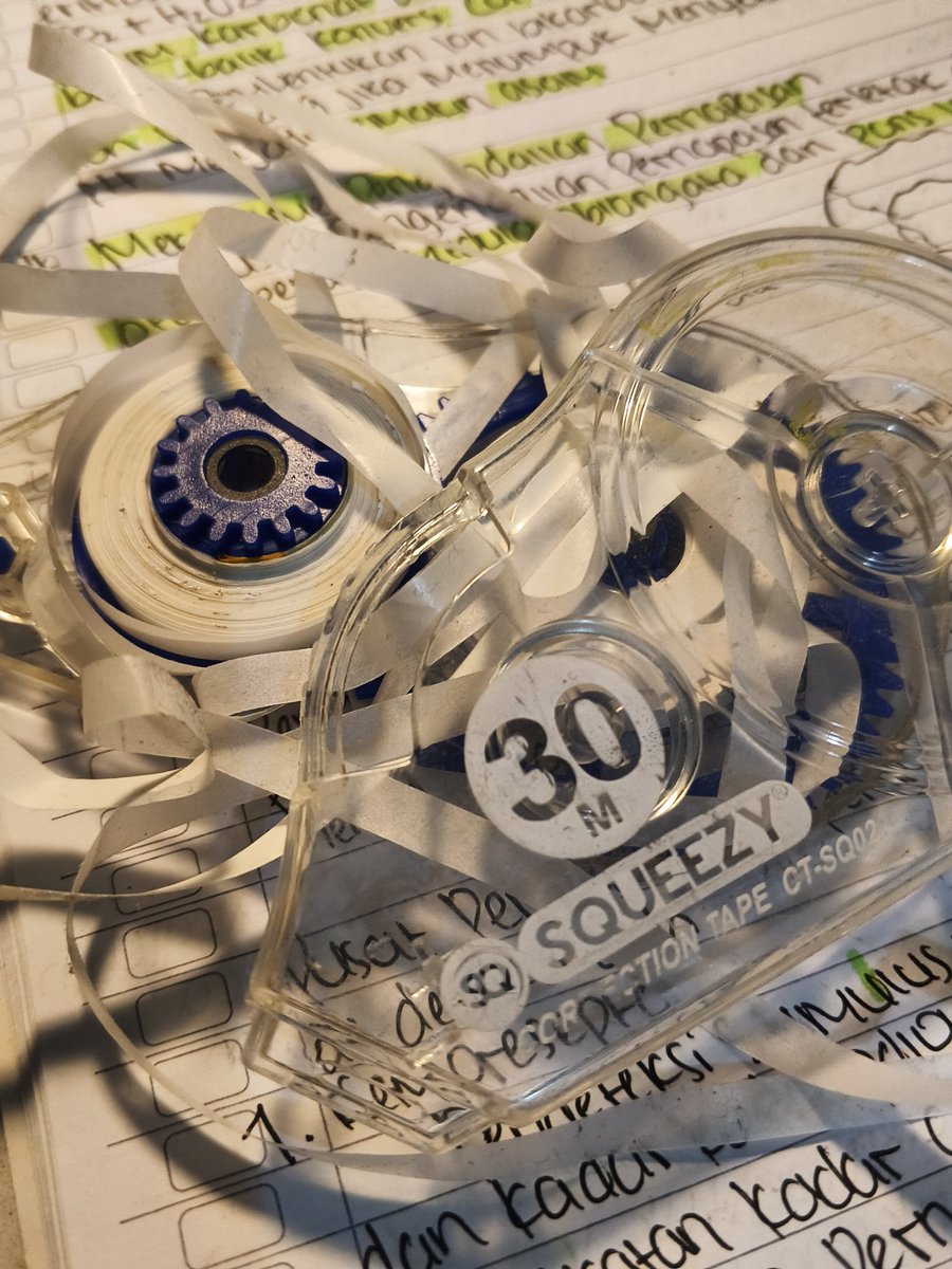 lutesha'27👷‍♀️ tweet media