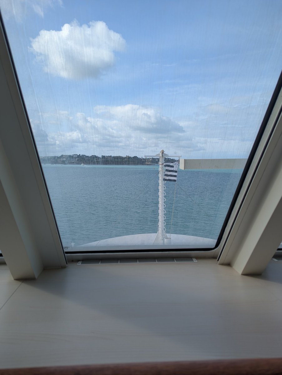 Mr Bad Dad 1975 tweet media