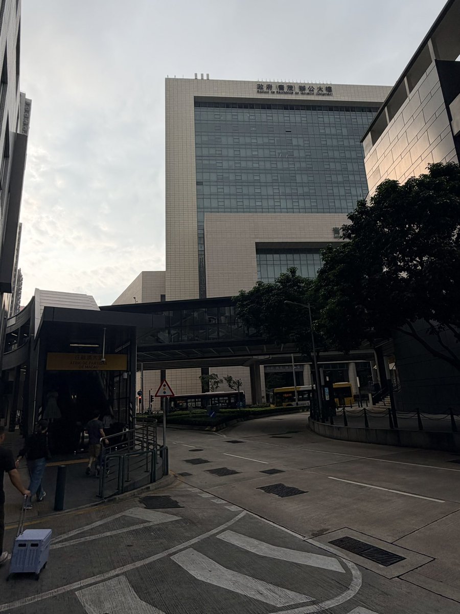 「マカオ新聞」編集長｜かっつん tweet media