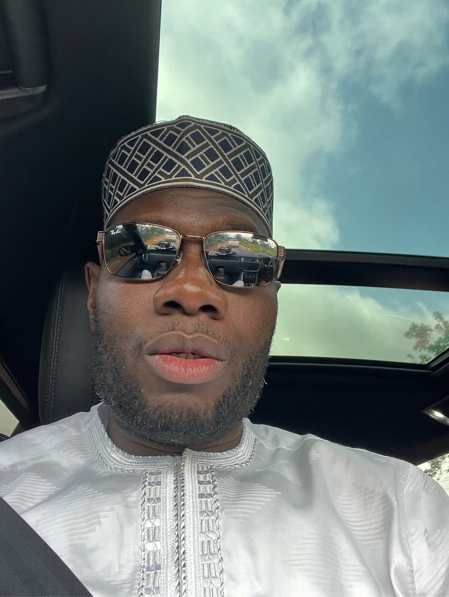 Sir J (J9) tweet media