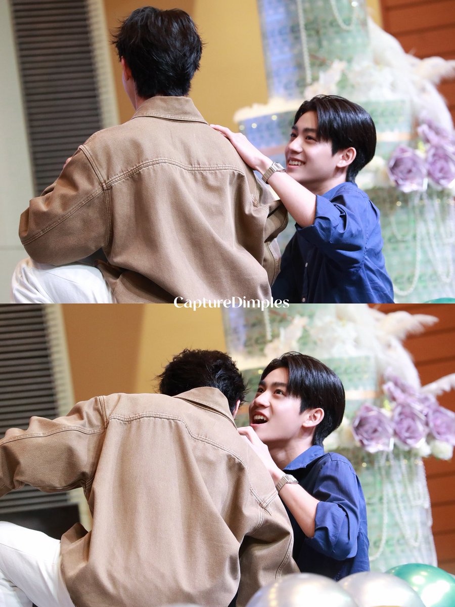 CaptureDimples tweet media