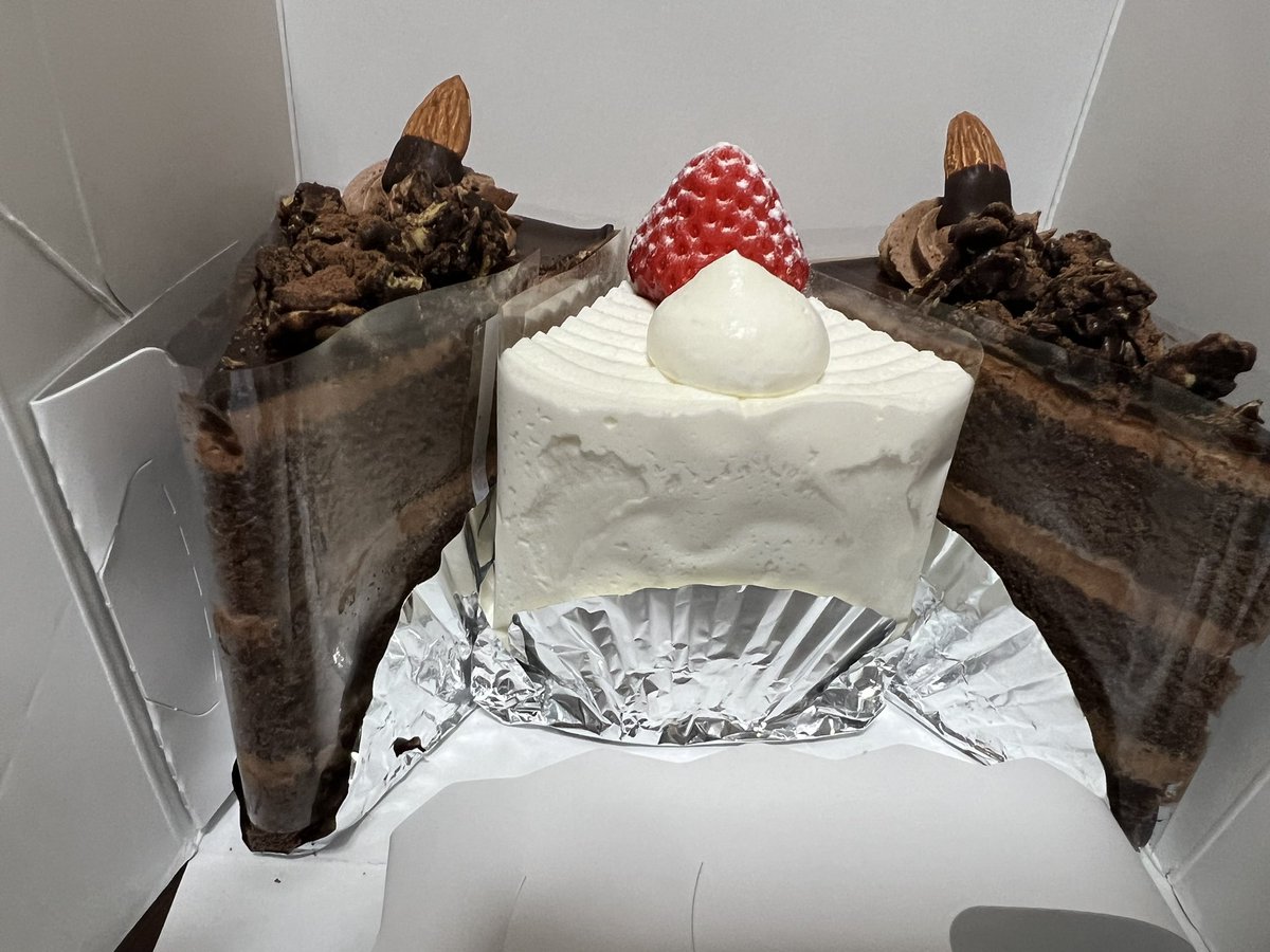さくら祭り
 #ケーキ撮影下手くそ選手権