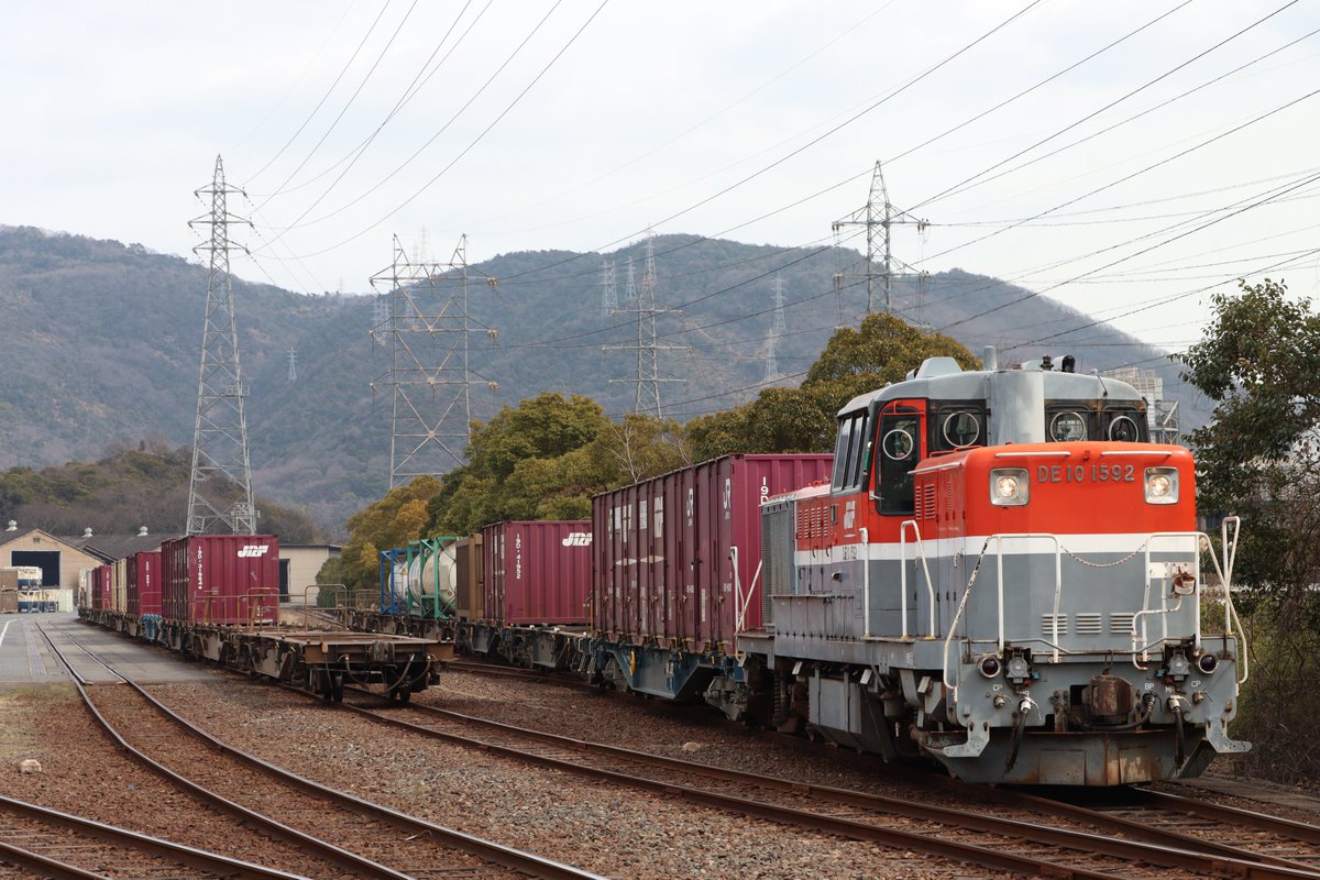 転向者 tweet media