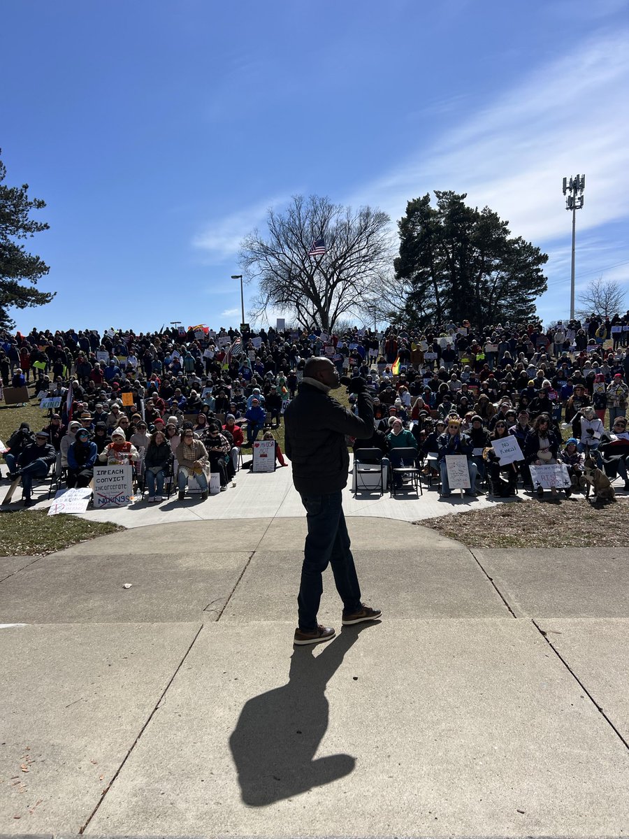 Garlin Gilchrist tweet media