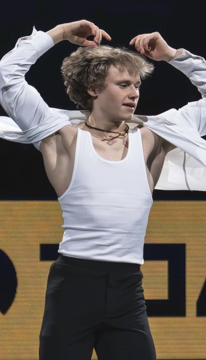 mili ⭑ tweet media