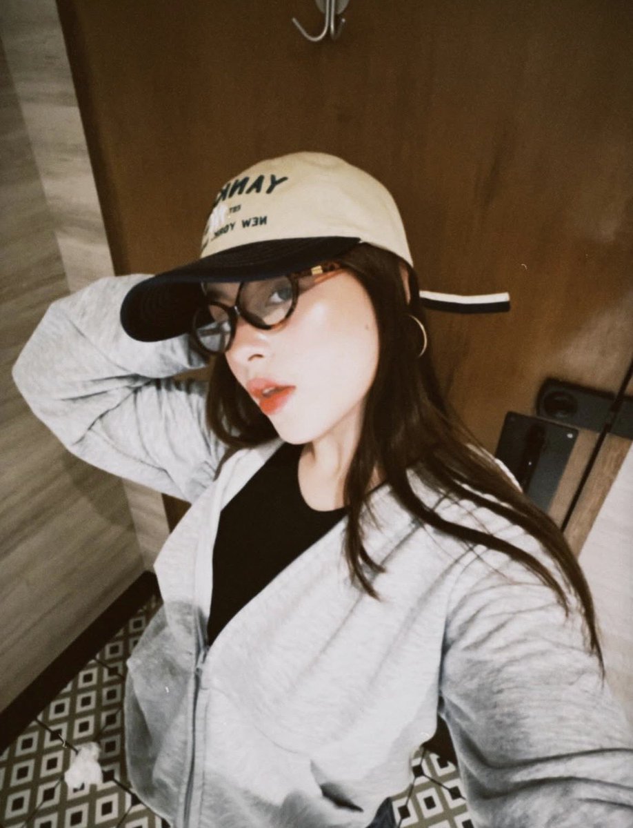 𝖊𝖎 tweet media