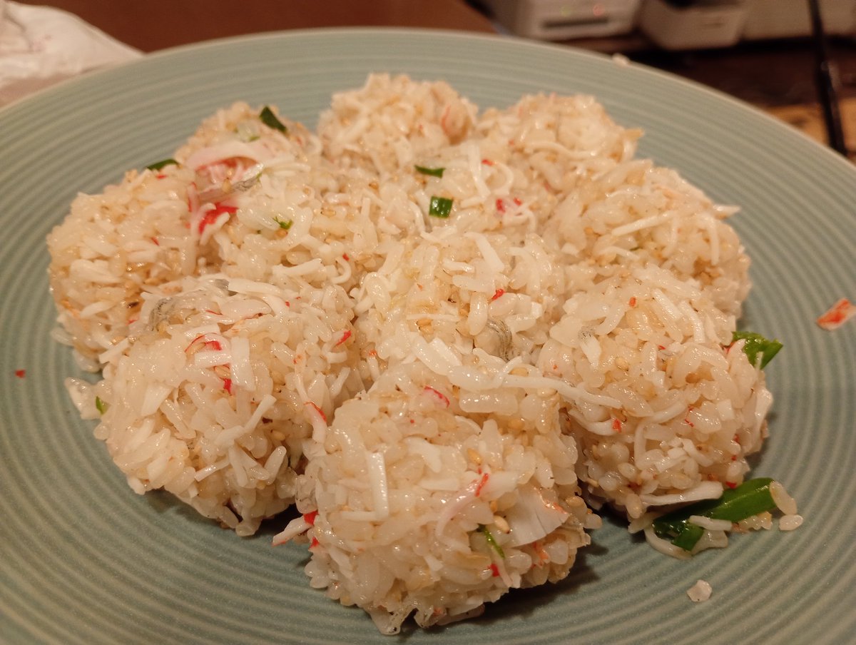 もえうどん tweet media