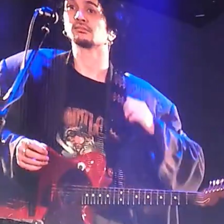 はると tweet media