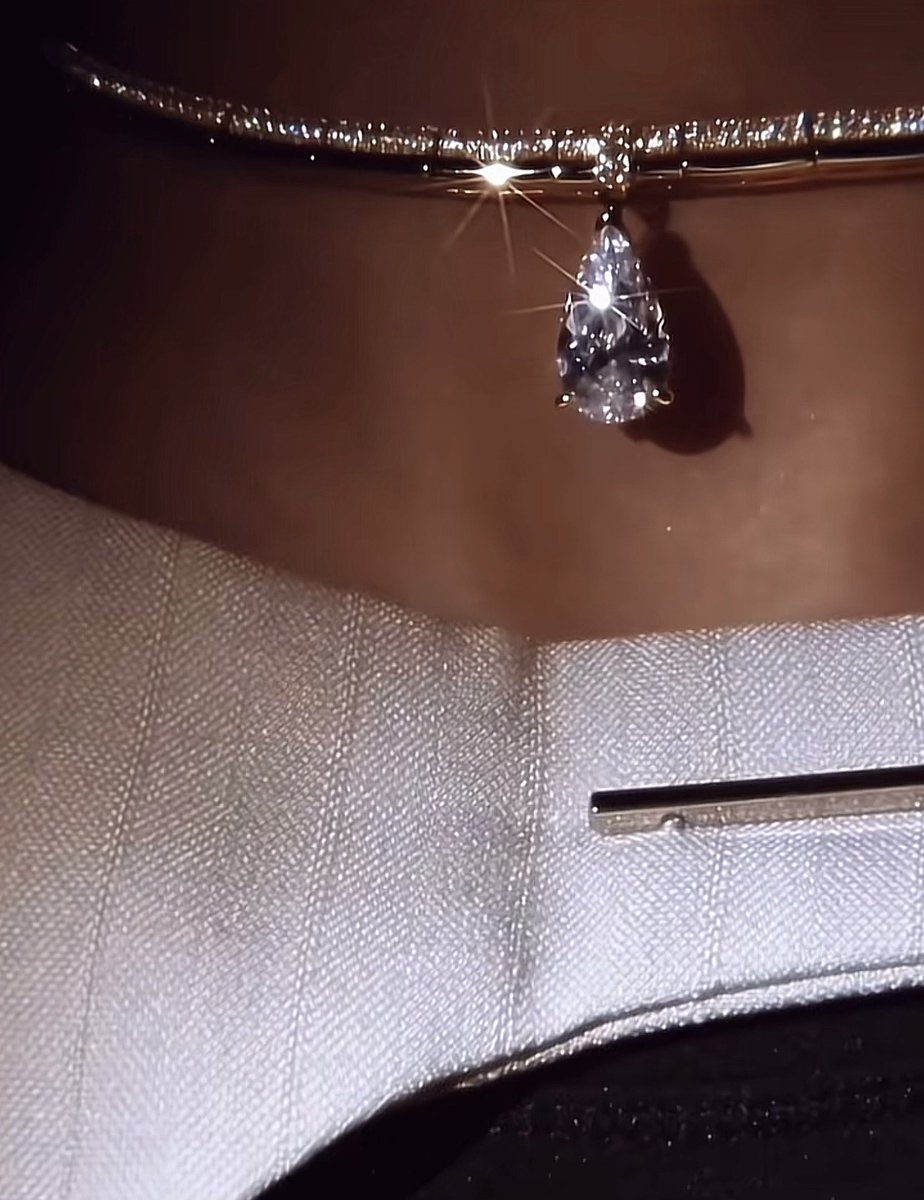 just pics tweet media