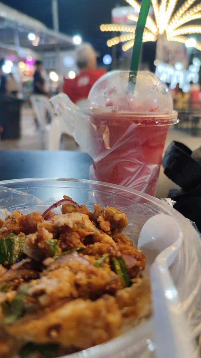 ชายแท้..พระราม2 😆 tweet media