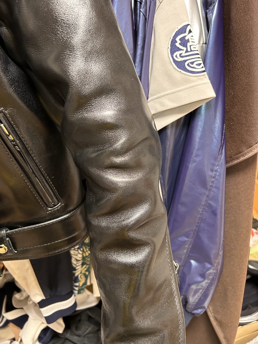 フェルディナン tweet media