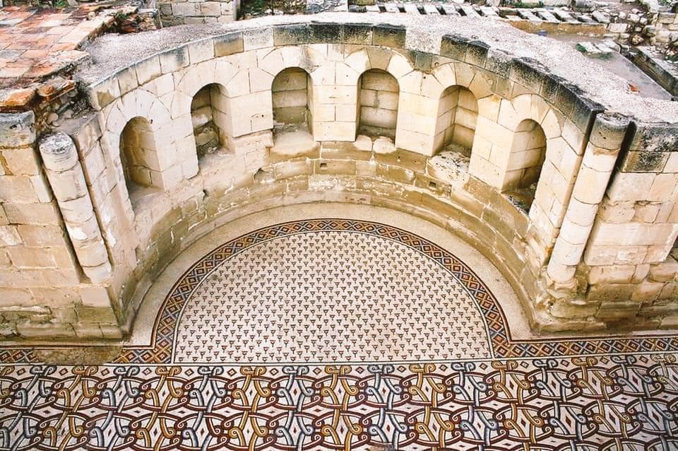 This is world tweet media