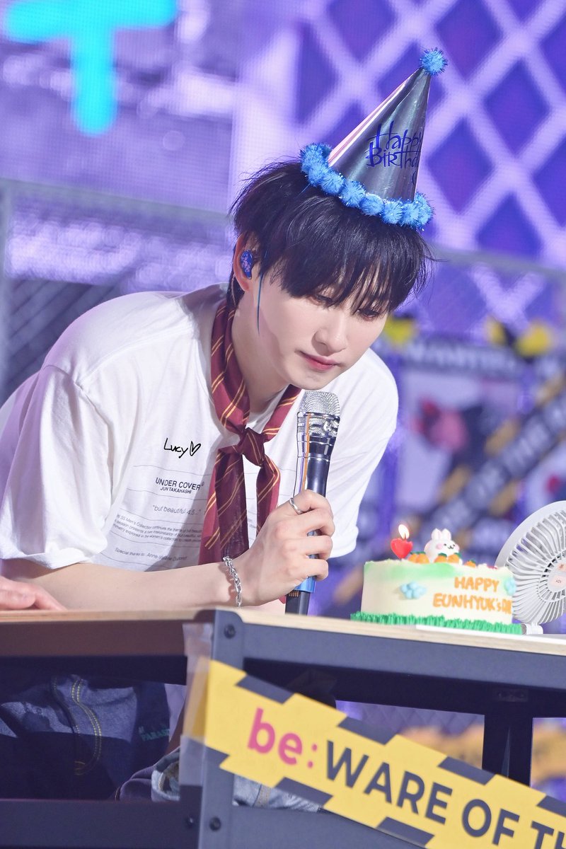 diary1300's tweet photo. 260329 EUNHYUK FANCON - be:WARE OF THE RABBIT in SEOUL DAY2

🧡🎂🎉

#은혁 #EUNHYUK #이혁재 #李赫宰 #ウニョク
#슈퍼주니어DnE #SuperJuniorDnE
#be_WARE_OF_THE_RABBIT https://t.co/PVtZFTm19g