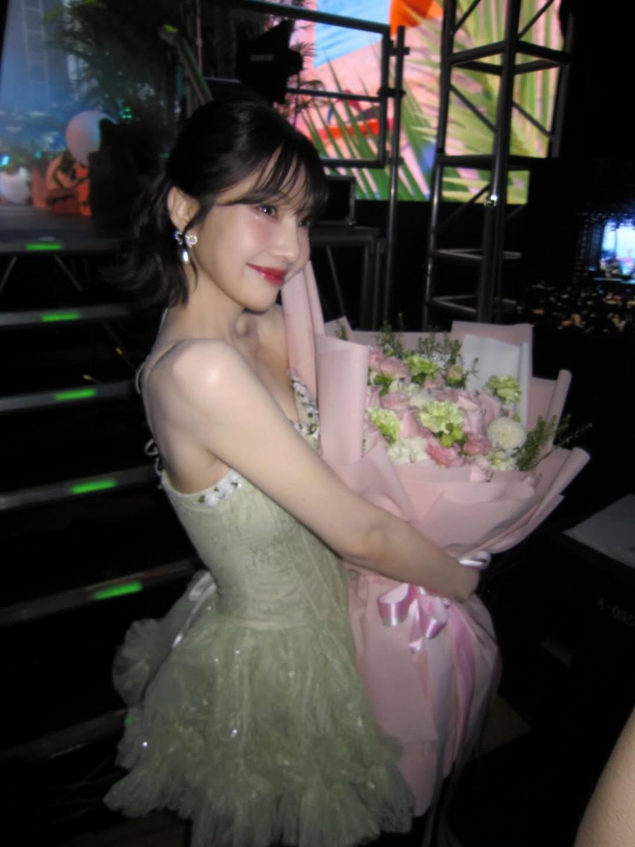 슬린 tweet media