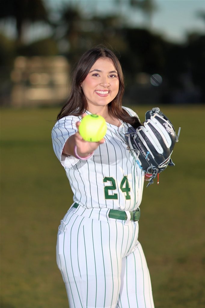 The Hype Mom tweet media