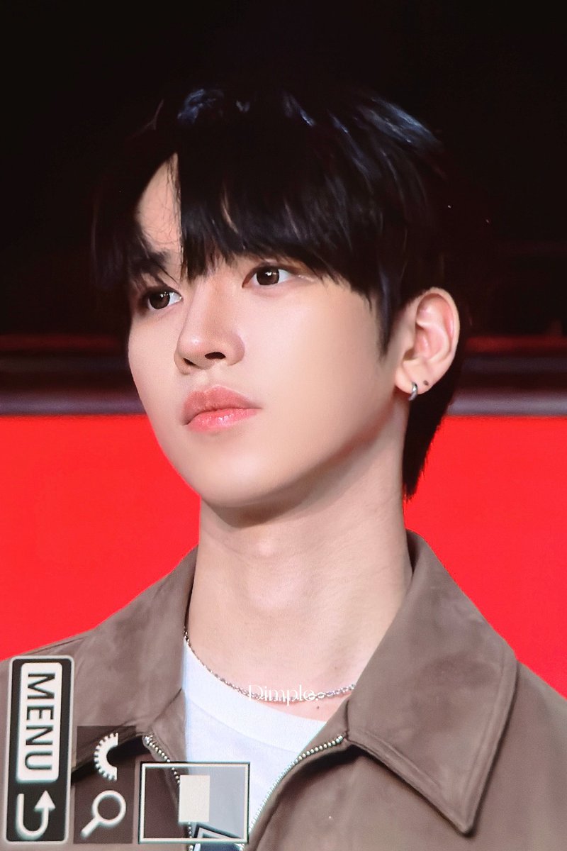 딤플 tweet media