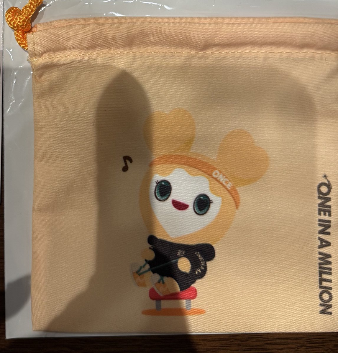 おもち tweet media