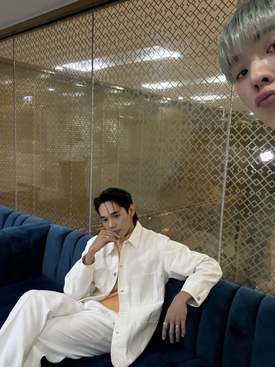 ดาวตกหุ่นยนต์แบตน้อย tweet media