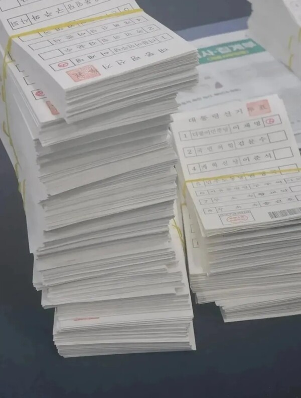 노래의 화양연화 (외국인 모드) tweet media