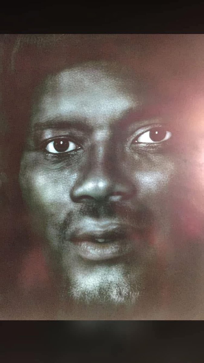 Historien tweet media