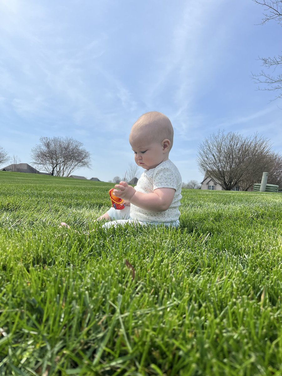 TheChelsenator's tweet photo. Update- she’s almost 1 😭 https://t.co/pAsUKx8Rnw